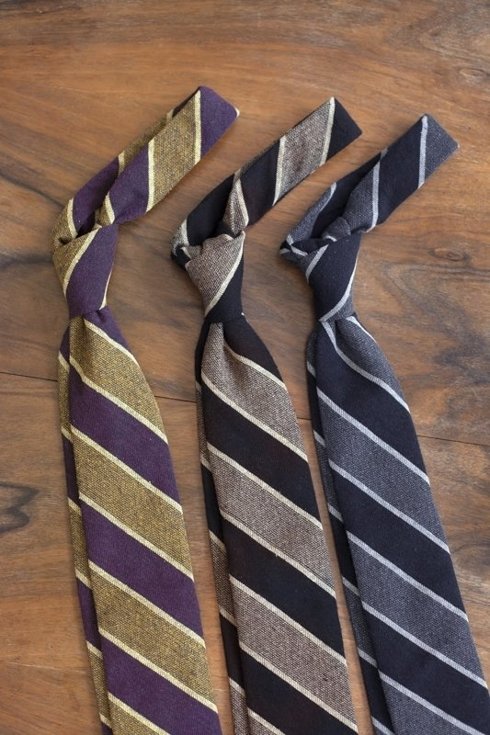 BEIGE Raw silk tie