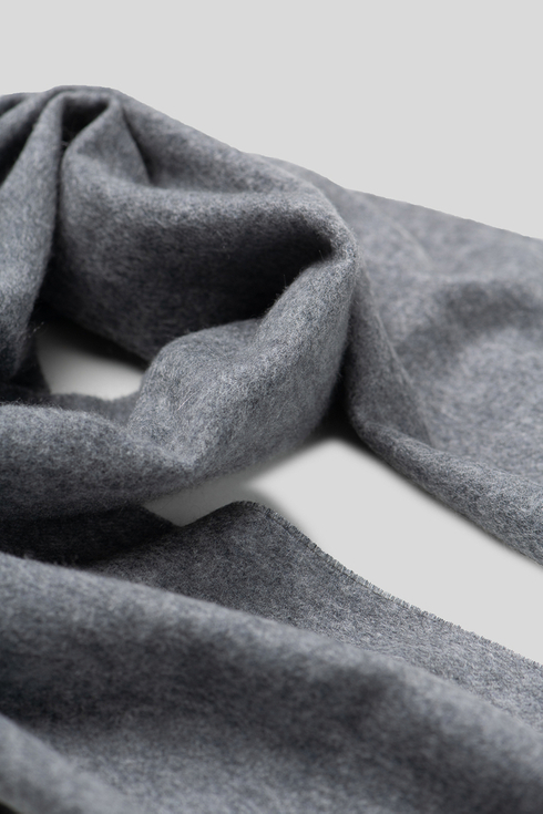 Grey cashmere checked scarf