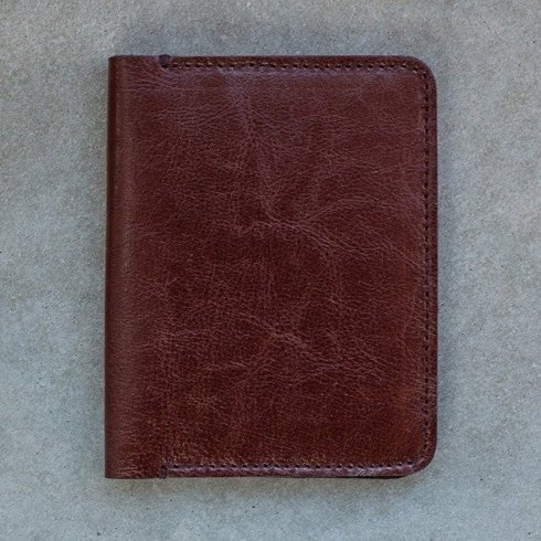 Wiśniowy portfel z bilonówką